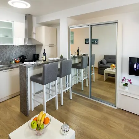 Mb 2 Apartman
